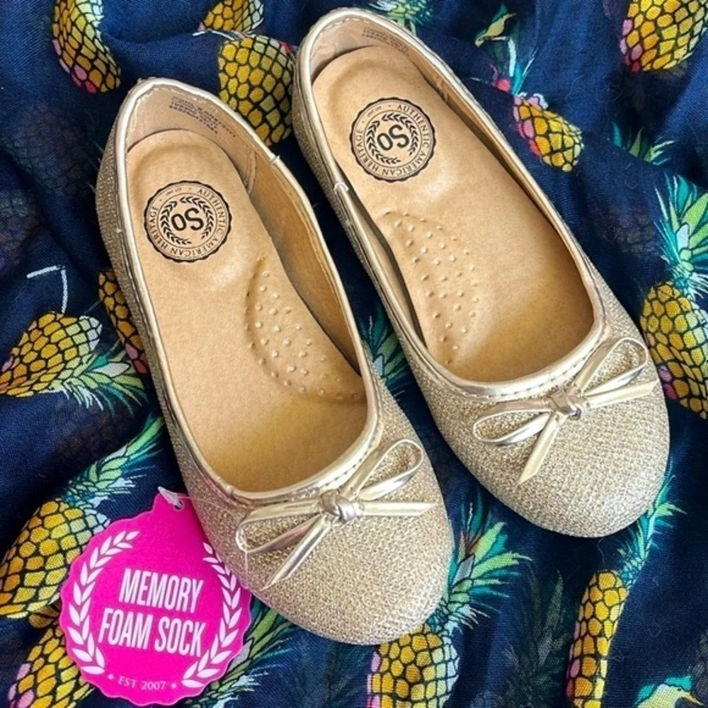 Brand New SO Glittery Gold Slip On Flats Bows Sparkly Shoes Memory Foam Sock